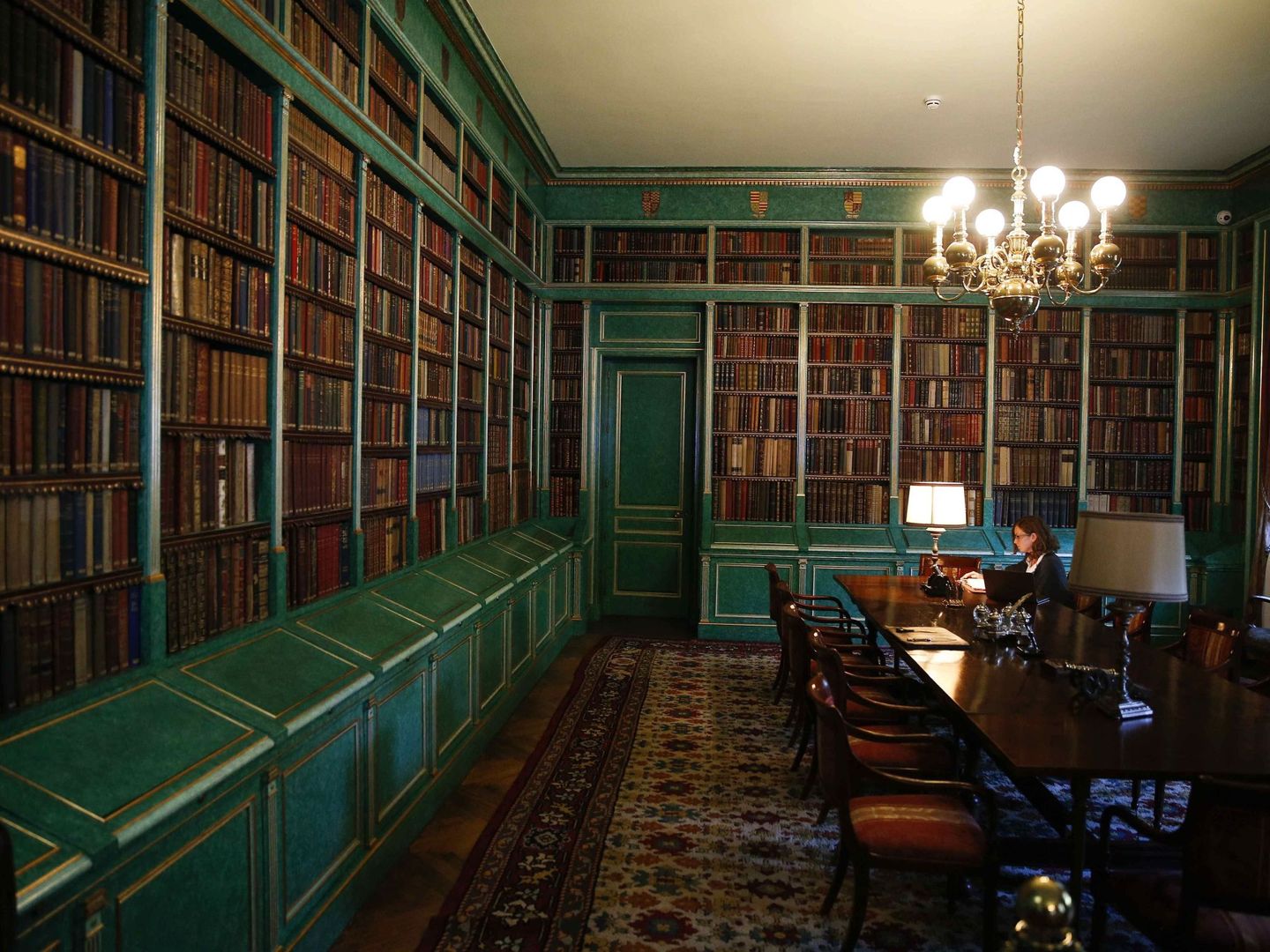 La conocida biblioteca donde se encuentra el testamento de Fernando el Católico.