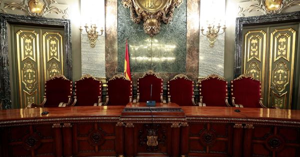 Foto: Vista de la presidencia de la Sala Penal del Tribunal Supremo en la que tendrá lugar el juicio del 'procés'. (EFE)