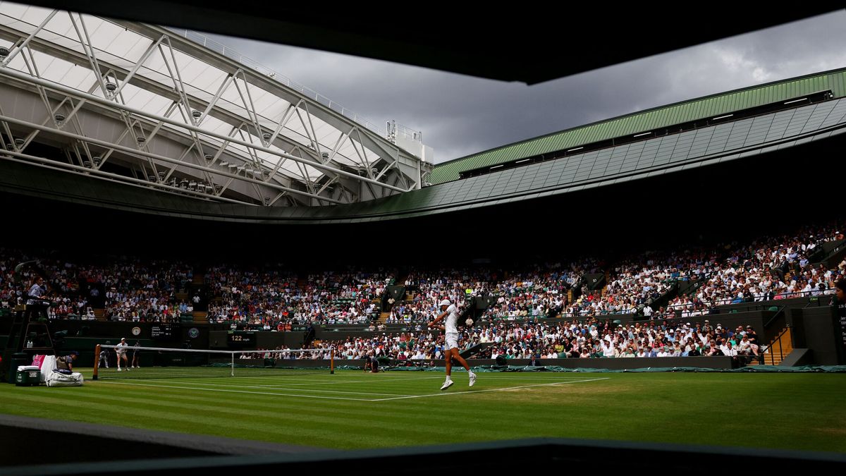 Alcaraz - Berrettini de Wimbledon: horario y dónde ver en televisión el partido de octavos hoy en directo
