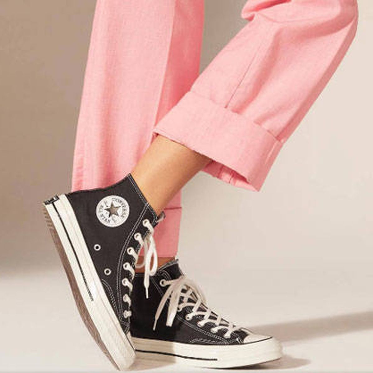 Ejecutar excepción muelle Converse con plataforma negras: las zapatillas que necesitas para tus looks