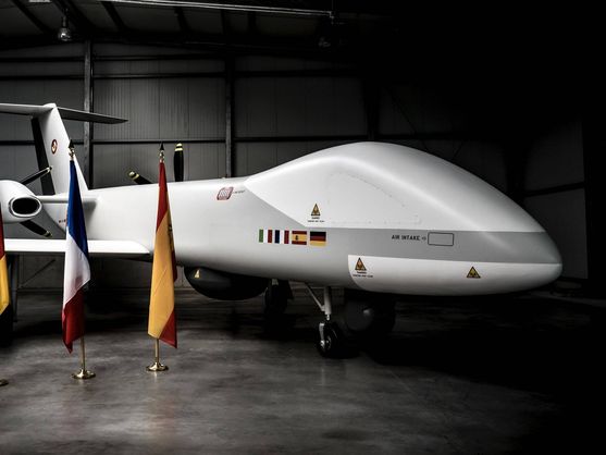 España invierte 1.900 M para unirse al dron militar europeo en plena crisis de Ucrania
