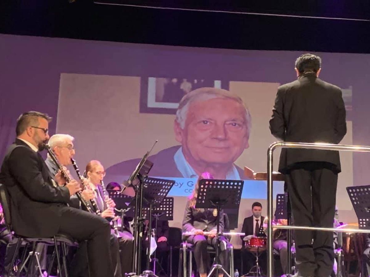Foto: Homenaje al compositor Eloy García López de la Banda de Benejúzar (Facebook)