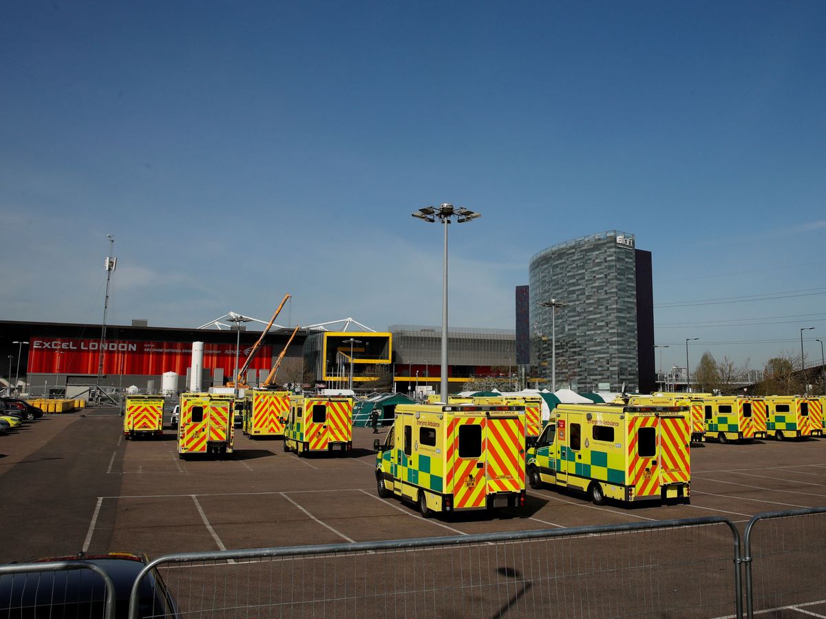 Foto: El Hospital de campaña construido en el centro Excel de Londres. (Reuters)