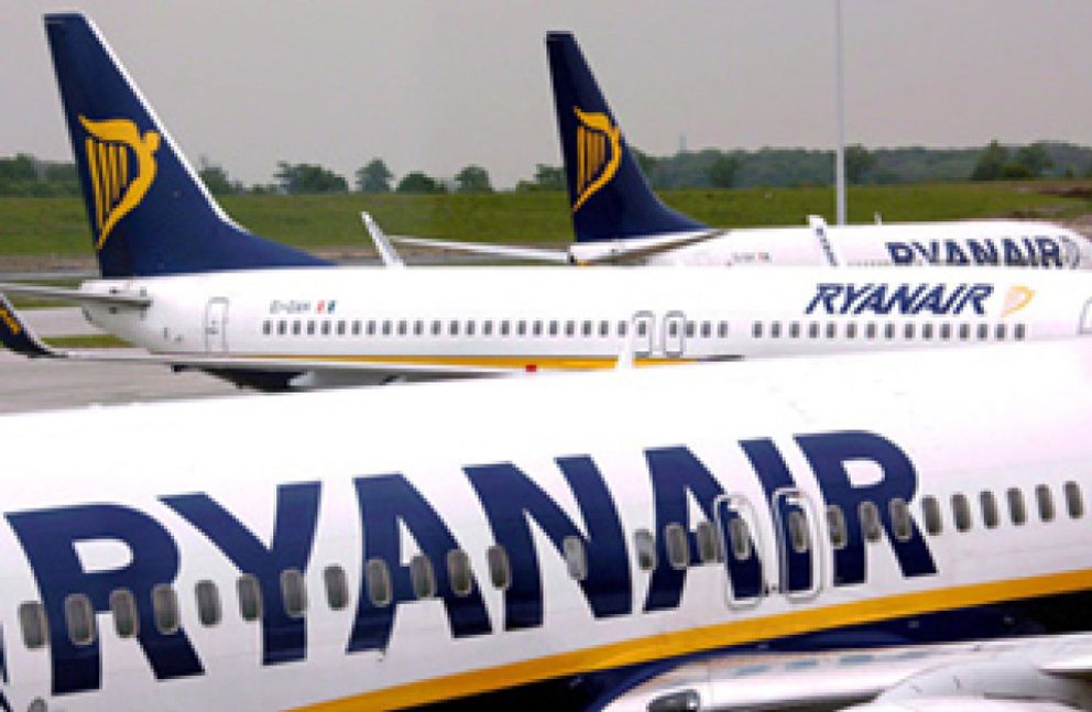 Foto: Ryanair cancela sus rutas a Fuerteventura y deja a 5.000 personas sin sus vuelos