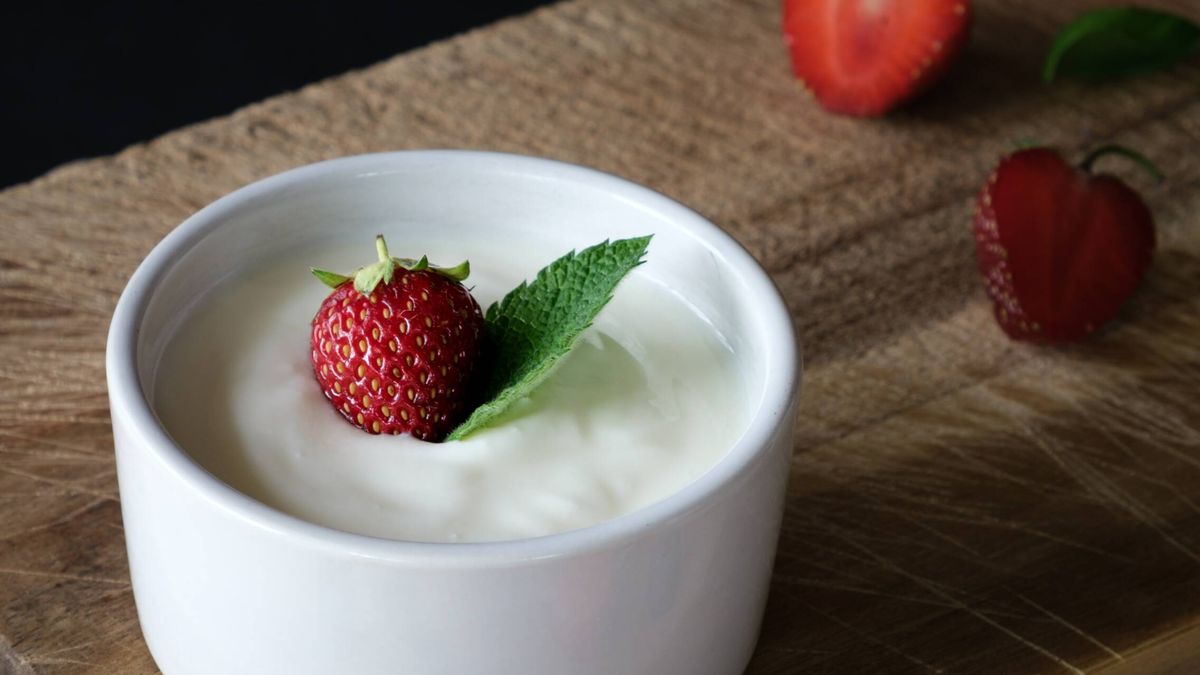¿Puede un yogur diario ayudar realmente a controlar tu hipertensión? 