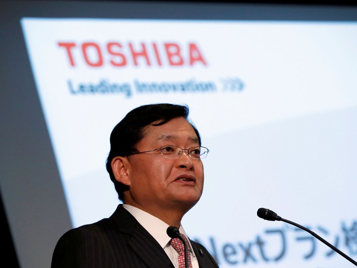 Foto: Dimite el CEO de Toshiba, Nobuaki Kurumatani 