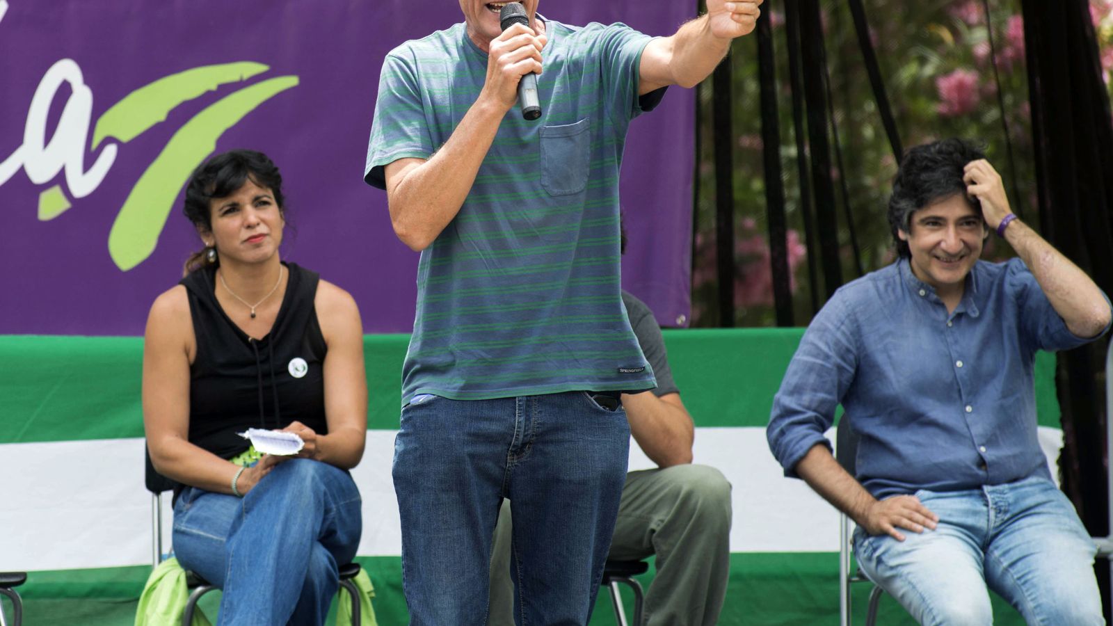 Foto: El líder sindicalista y número uno en las listas por Jaén de Unidos Podemos, Diego Cañamero (c). (EFE)
