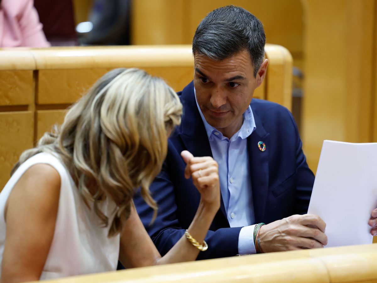 Foto: Pedro Sánchez y Yolanda Díaz, en el Senado. (EFE/Juanjo Martín)