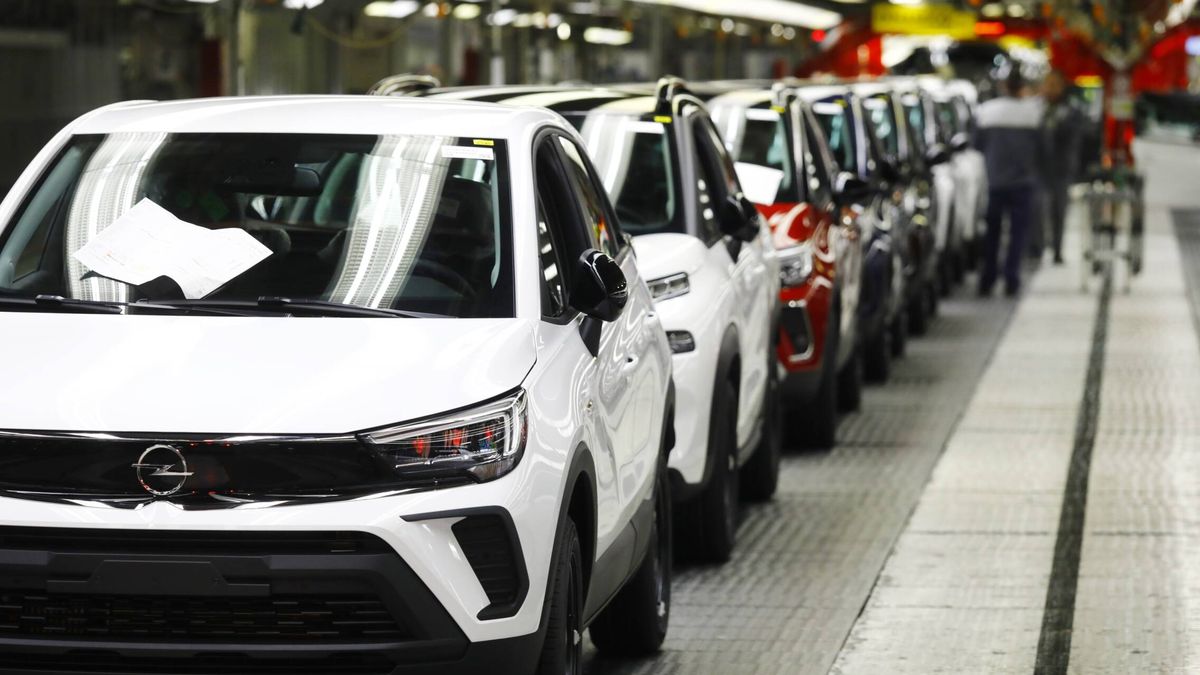 Cuatro de cada 10 vehículos fabricados en España en el primer semestre, de Stellantis