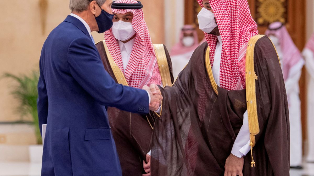 Arabia Saudí se disfraza de verde para seguir vendiendo petróleo