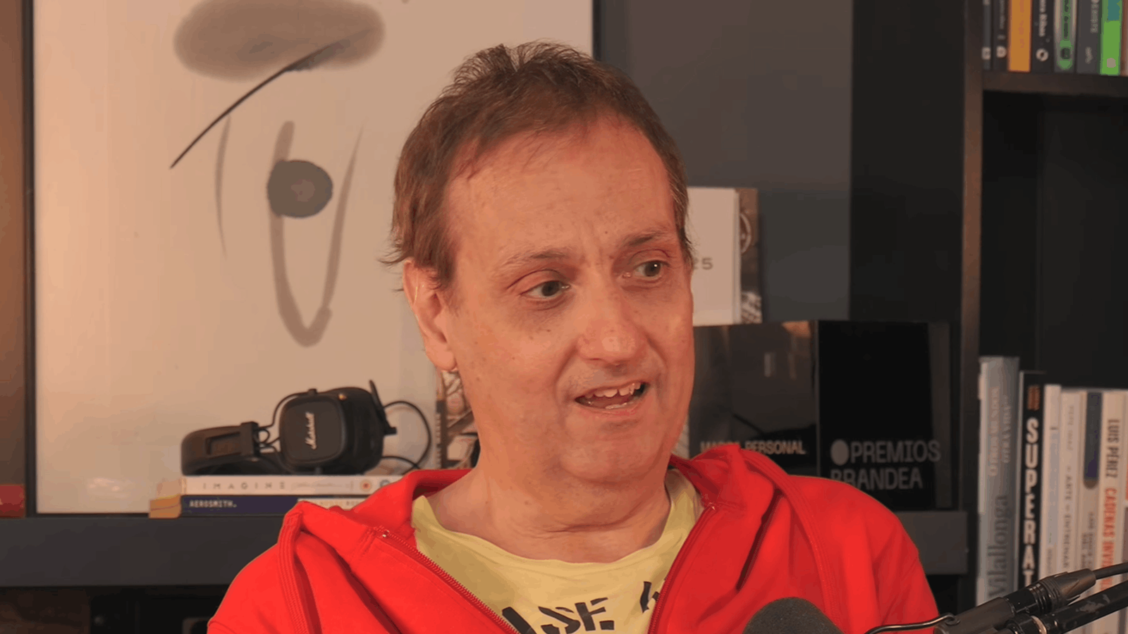 Albert Espinosa, guionista y escritor: "Existen personas amarillas que están entre el amor y la amistad"