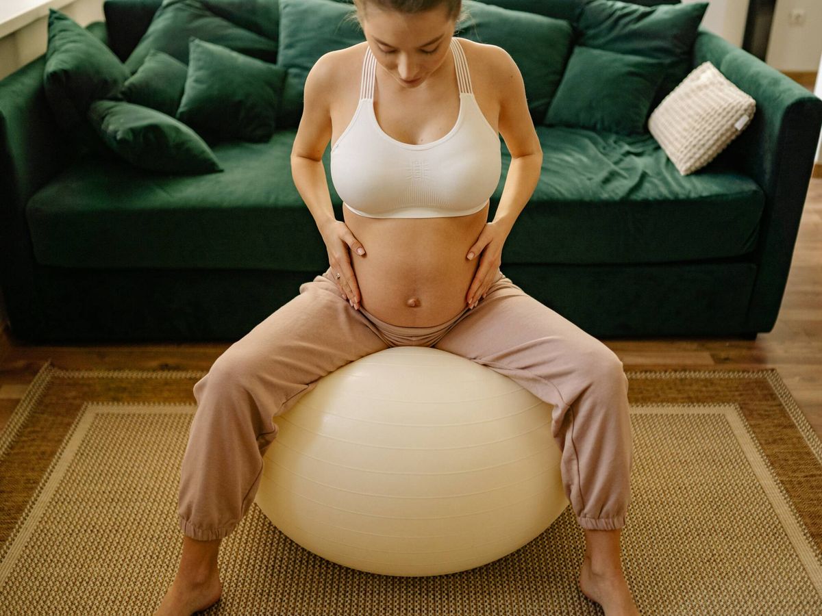 Foto: Beneficios del ejercicio durante el embarazo. (Pexels/Yan Krukau)