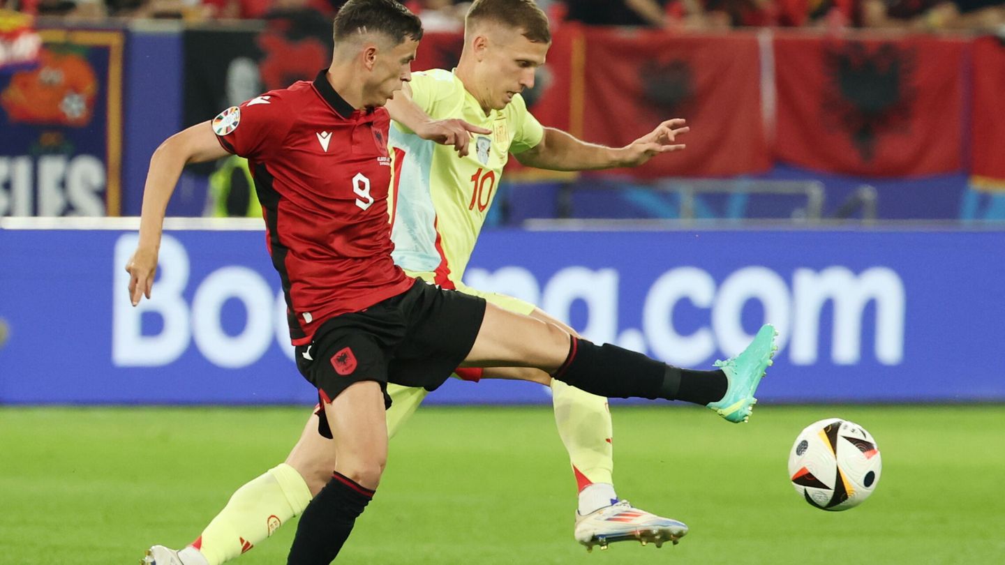 Dusseldorf (Germany), 24 06 2024.- Jasir Asani of Albania (L) and Dani Olmo of Spain (R) in action during the UEFA EURO 2024 group B soccer match between Albania and Spain, in Dusseldorf, Germany, 24 June 2024. (Alemania, España) EFE EPA FRIEDEMANN VOGEL 