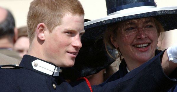 Foto: El príncipe Harry junto a su exniñera, Tiggy, en una imagen de archivo. (Getty)