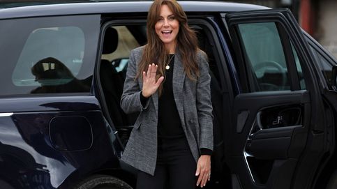 Kate Middleton en negro y Meghan Markle en blanco: las cuñadas eligen skinny jeans, cada una por su lado