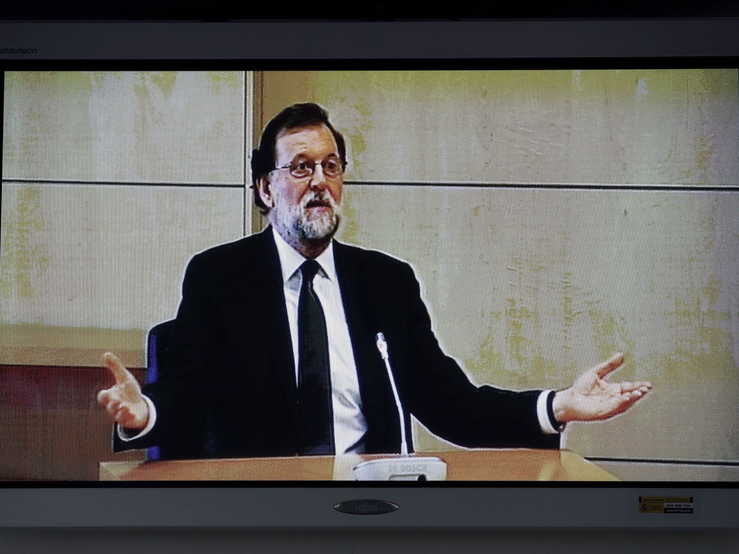 Rajoy, durante su declaración como testigo en el macrojuicio de corrupción de la trama Gürtel. (EFE)