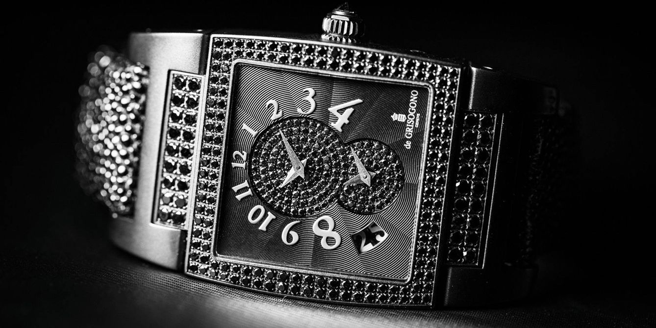 La línea de relojes es otro de los pilares de De Grisogono, piezas de alta joyería fieles a las señas de identidad de la marca. 