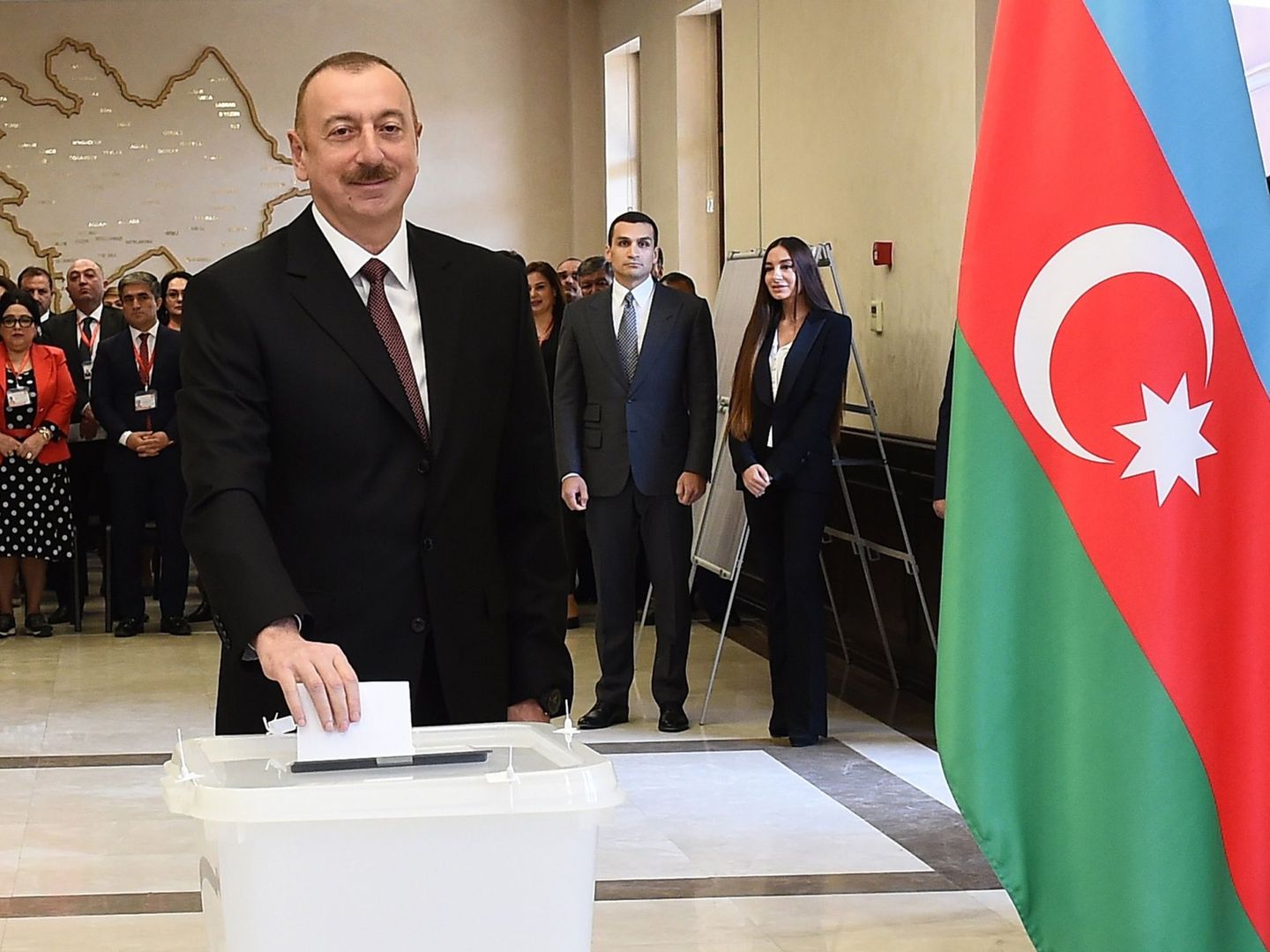 Ilham Aliyev, presidente de Azerbaiyán, obtuvo el 84% de votos a su favor en las presidenciales de 2013. En enero de este año, cosechó el 86%. (EFE)