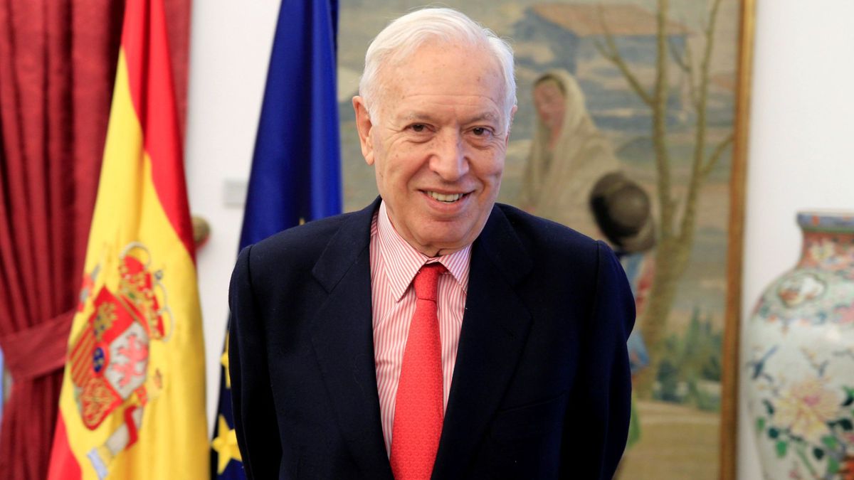 Guerra, Margallo y exparlamentarios piden un acuerdo de constitucionalistas sin ERC