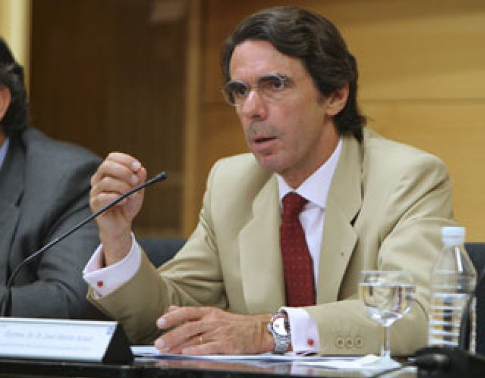 Foto: Aznar exige a Gobierno que rectifique por cuestionar su seguridad y dice que sigue siendo objetivo de ETA