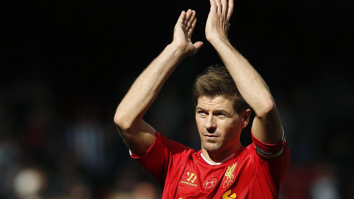 El legendario Anfield ya llora a Gerrard, el líder silencioso que arropó al 'Niño' español