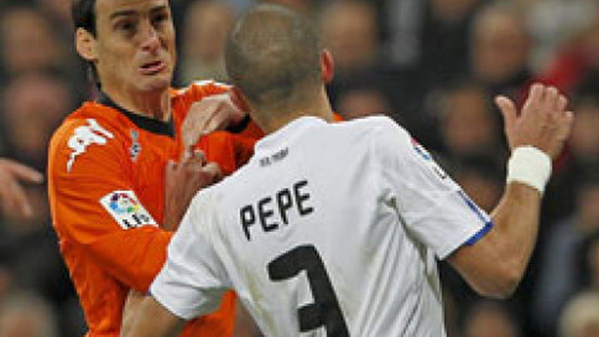 En el Madrid miran angustiados a Pepe, el zaguero que se creyó león