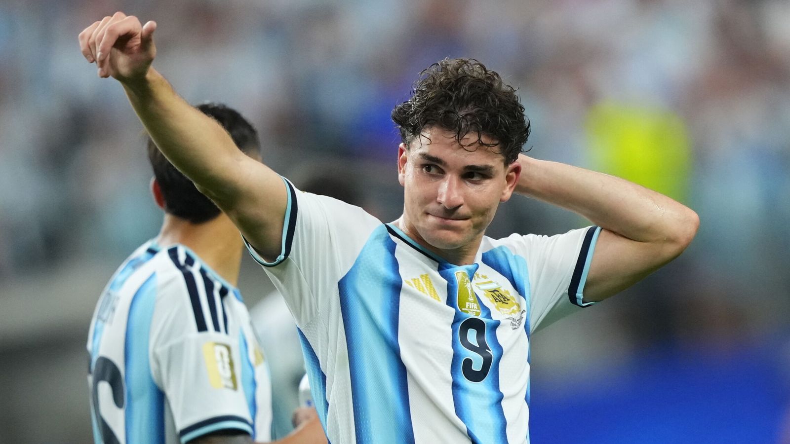 Julián Álvarez estalla en pleno Mundial: "Lo mejor para todos es una transferencia"