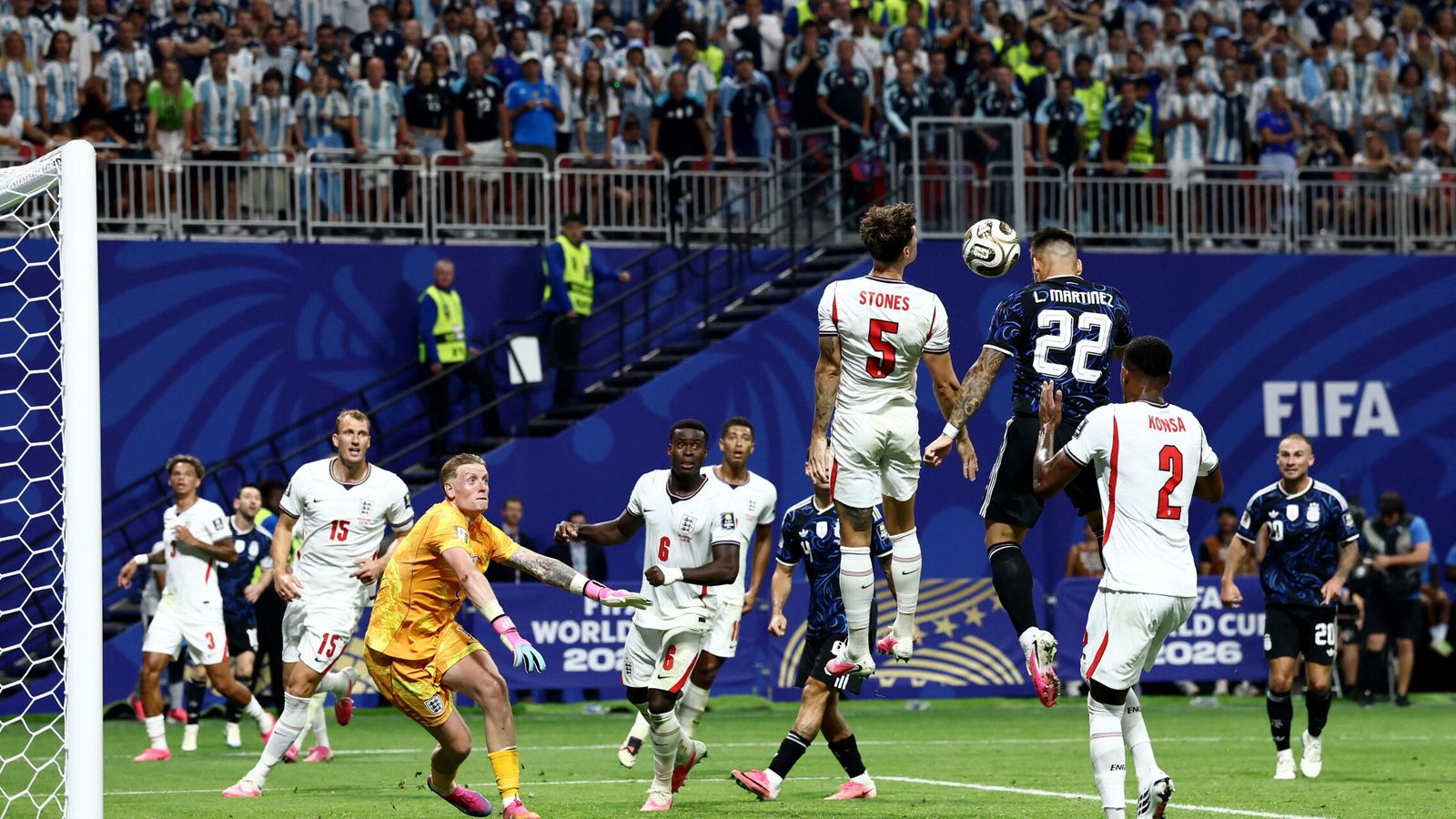 Argentina fulmina a Inglaterra con una remontada y jugará la final del Mundial contra España