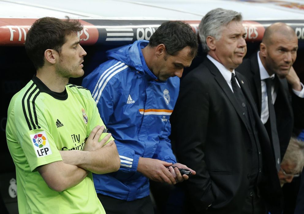 Foto: Ancelotti, Zidane e Iker Casillas, durante el minuto de silencio en memoria de Tito Vilanova (Reuters)