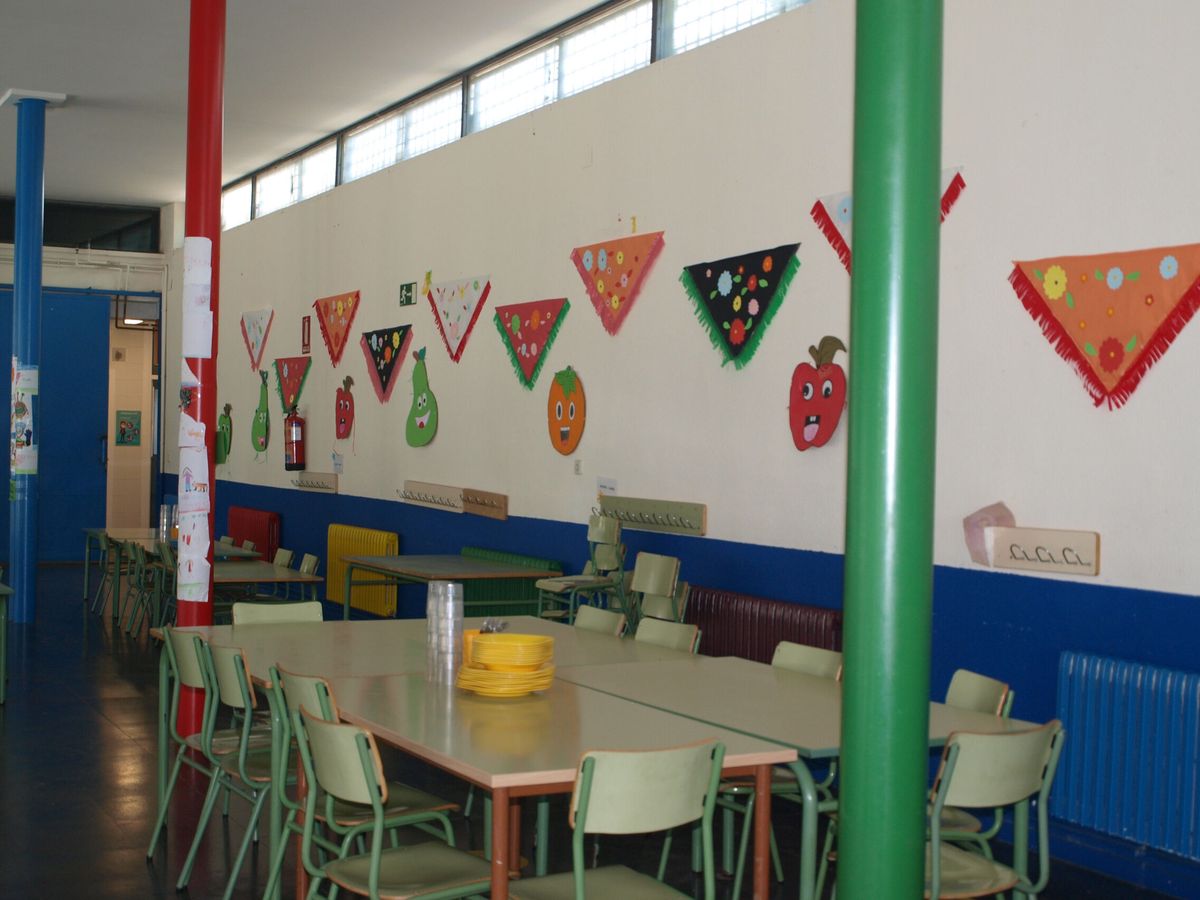 Foto: Comedor de un colegio. (EFE/Eva Iglesias)