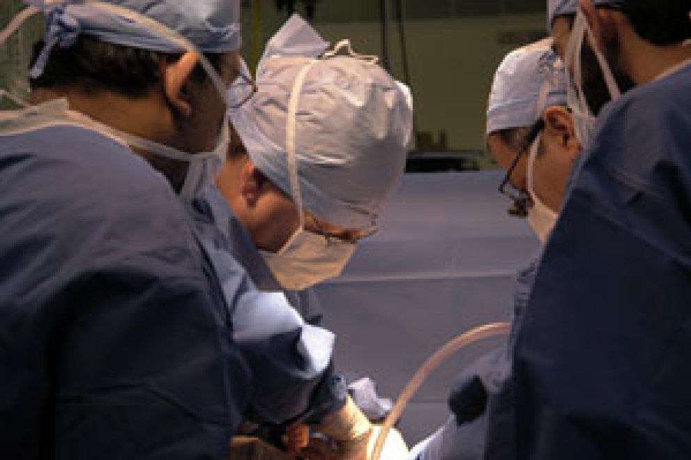 Foto: Autorizados los dos primeros trasplantes de cara en España