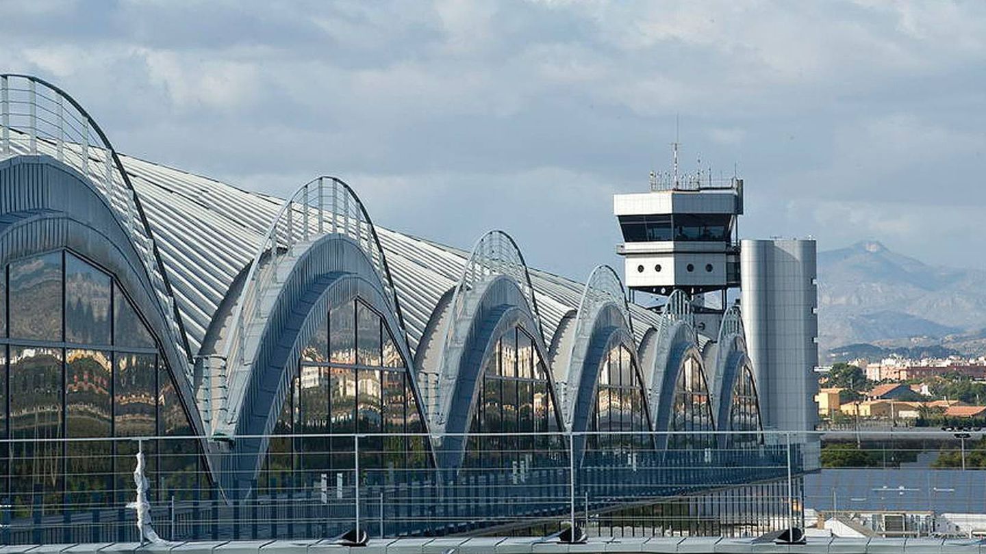 La nueva terminal del aeropuerto de Alicante-Elche. (Ecisa)