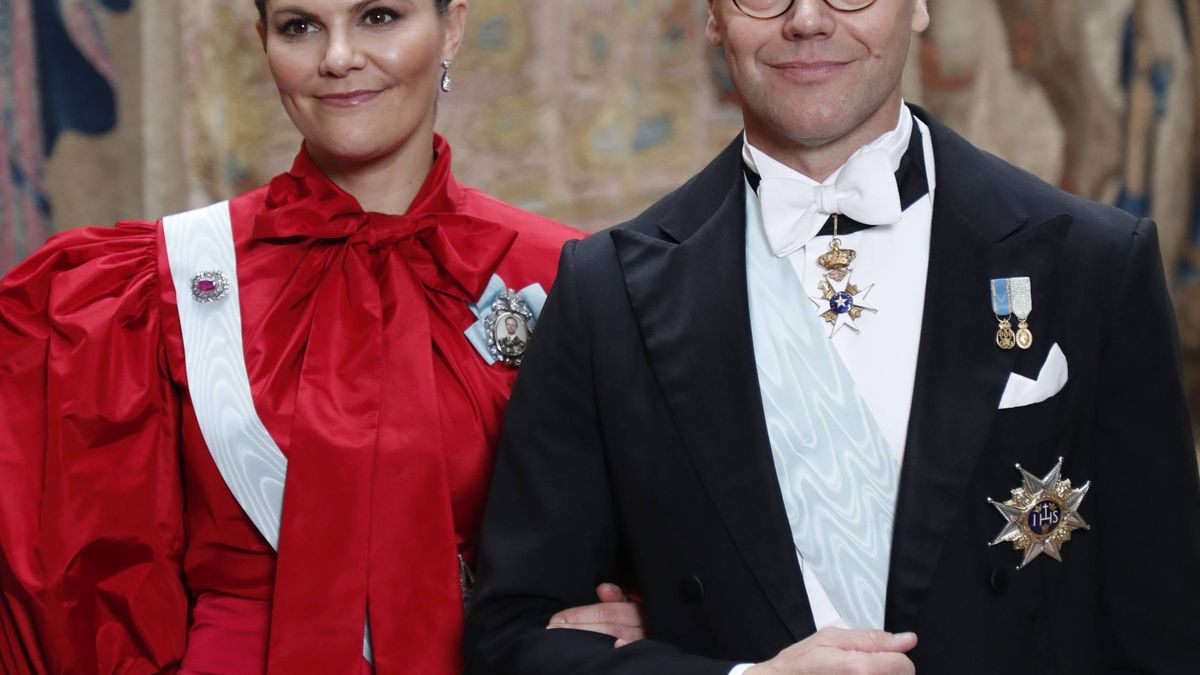 Y Victoria de Suecia vuelve a fallar: segunda cena de gala de los Nobel, segundo error