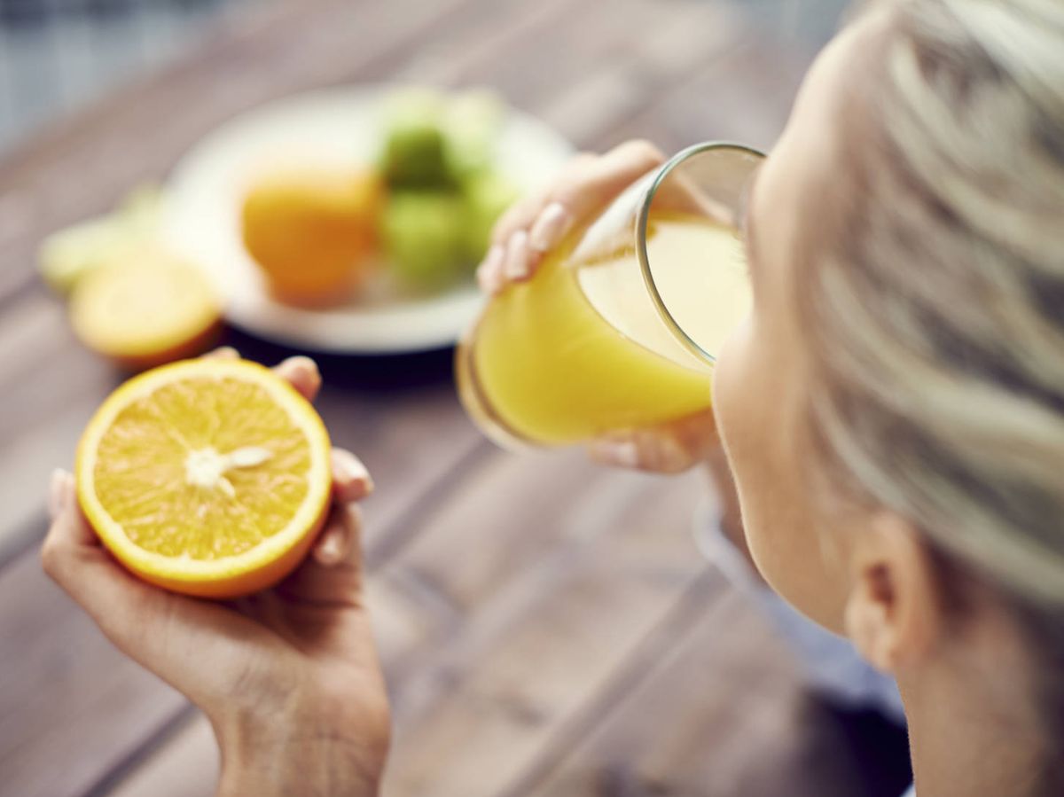 Foto: La OCU pone a prueba el zumo de naranja recién exprimido de supermercado 