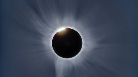 La razón por la que la NASA lanzará 3 cohetes en el eclipse solar total de este 8 de abril