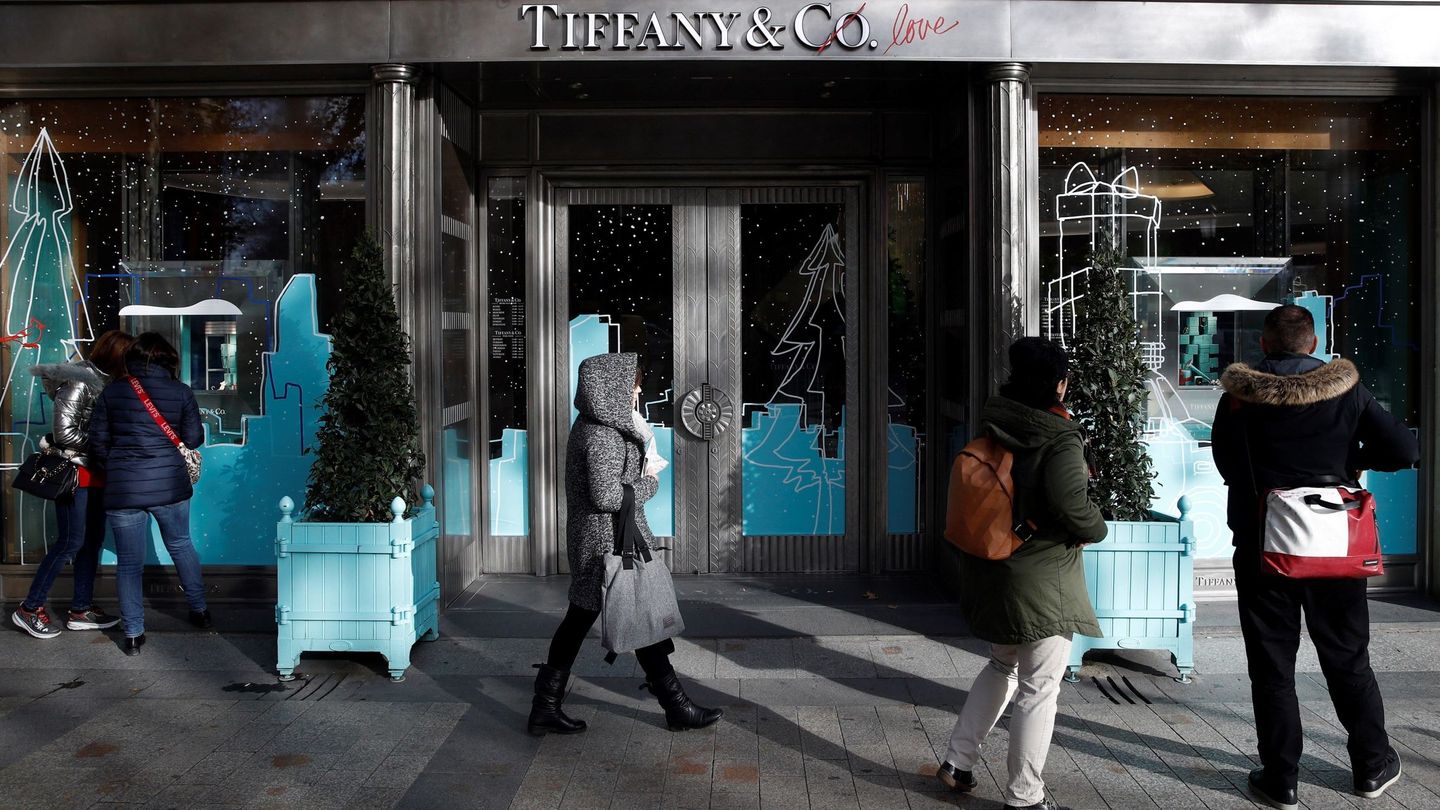 La fachada de Tiffany & Co en París. (EFE)