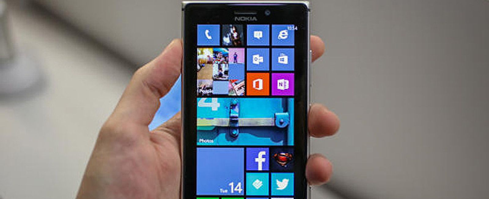 Foto: El protegido de las operadoras: Lumia 925 no se vende libre
