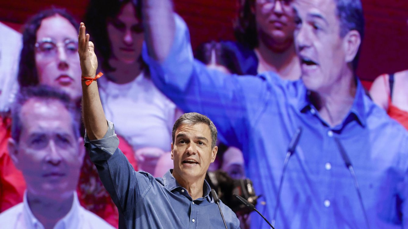 Foto: El presidente del Gobierno, Pedro Sánchez, este sábado durante el mitin que ha organizado el PSOE en la ciudad de Valencia. (EFE/Kai Forsterling)