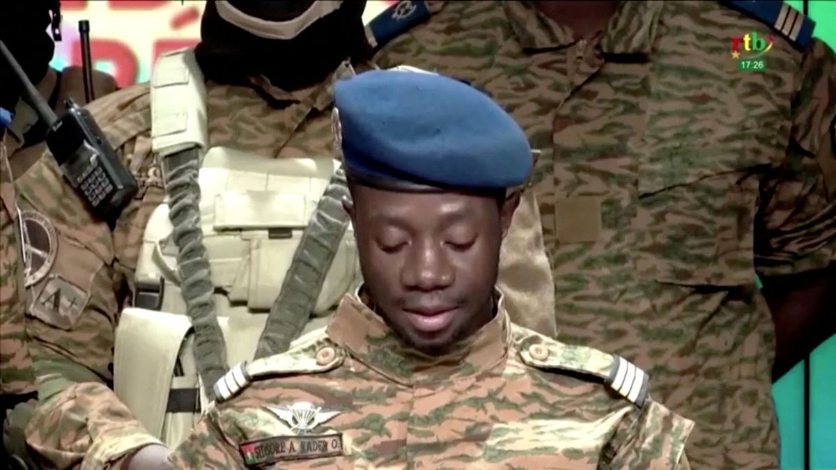Seis asonadas militares en año y medio: ¿Por qué hay tantos golpes en África Occidental?