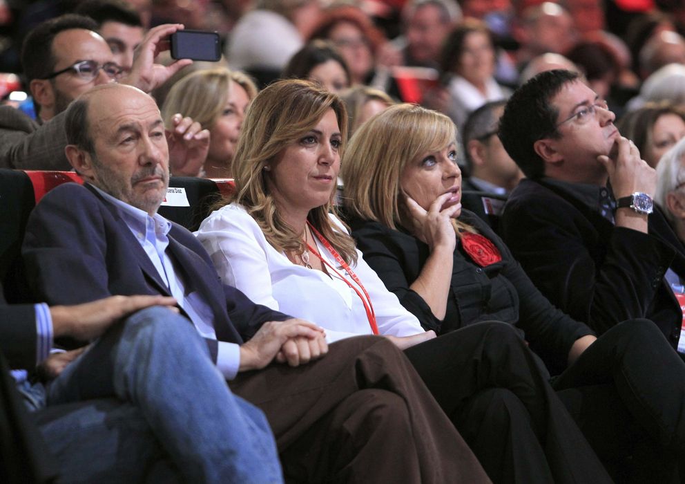 Foto: Rubalcaba, Díaz, Valenciano y López en la Conferencia Política del PSOE. (Efe)