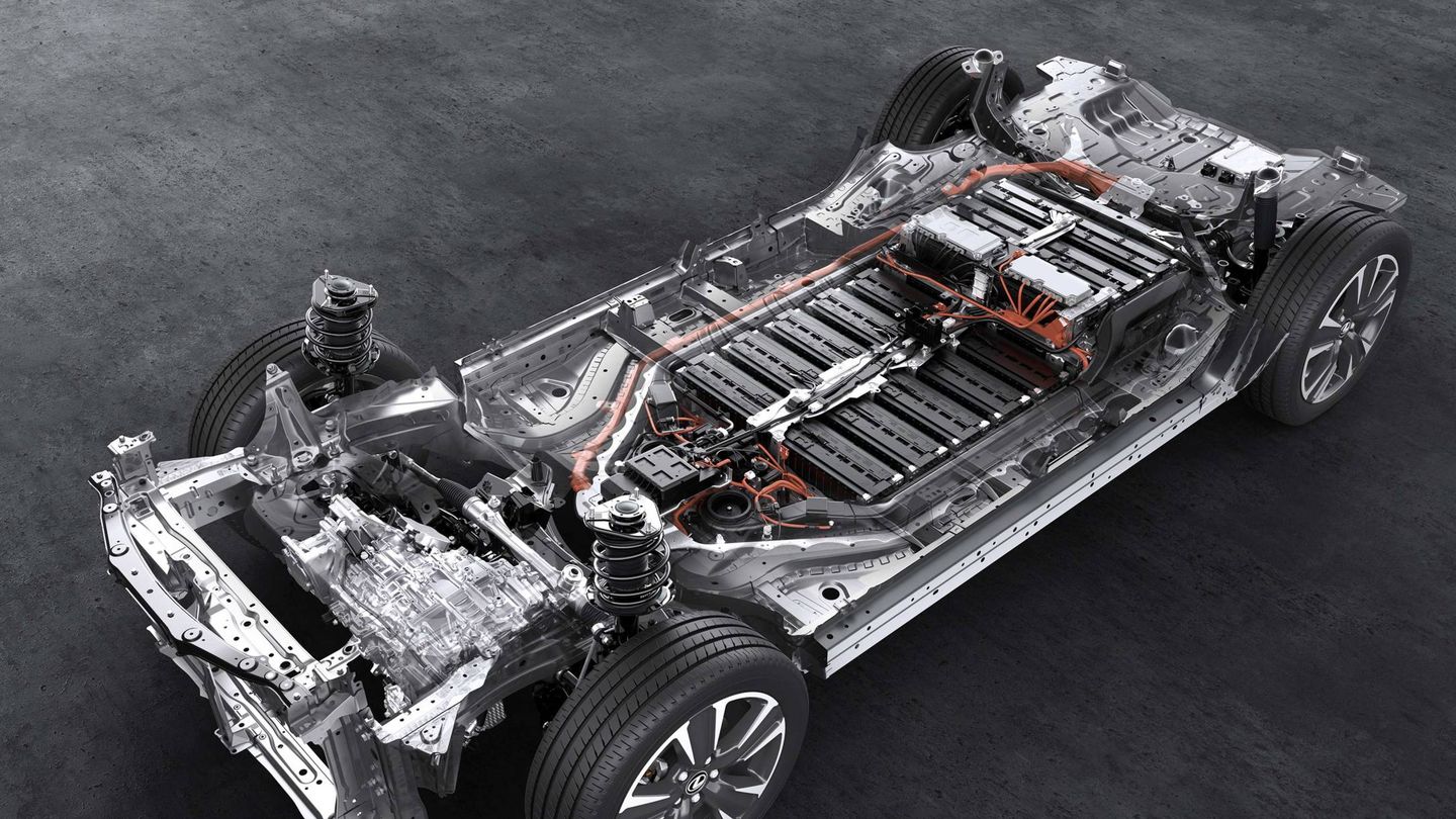 Las baterías de alta densidad energética van situadas en la parte inferior del vehículo.
