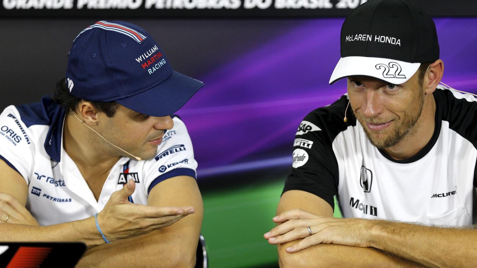 Foto: Massa y Button en una rueda de prensa de la FIA.
