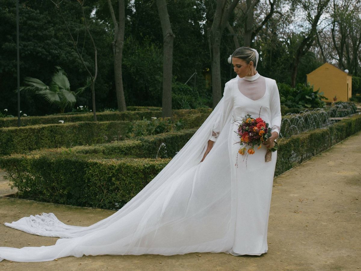 Foto: El vestido de novia de Rocío creado por Nicolás Montenegro. (Laegocentrica y Lamiomenta)