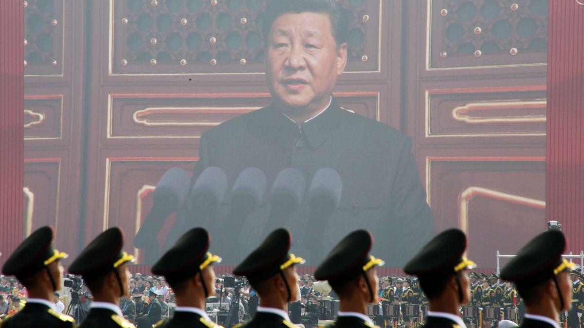 "Invadir Taiwán sería el suicidio económico de China", avisa el ex primer ministro japonés