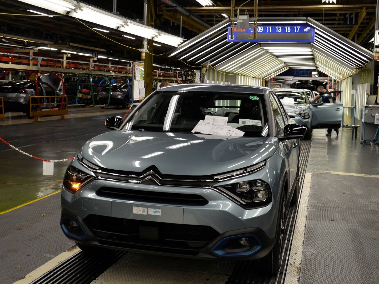 En 2023, la producción de automóviles en España recupera el octavo puesto a nivel mundial.