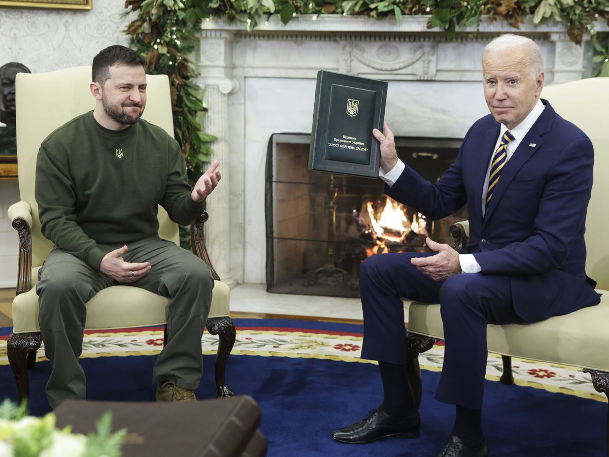 Foto: Zelenski, en una reunión con el presidente de Estados Unidos, Joe Biden. (EFE/Oliver Contreras)