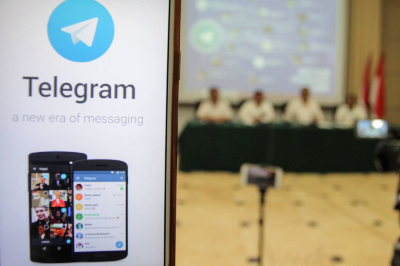 Una imagen del servicio de Telegram durante una conferencia de prensa en Jakarta. (Reuters)