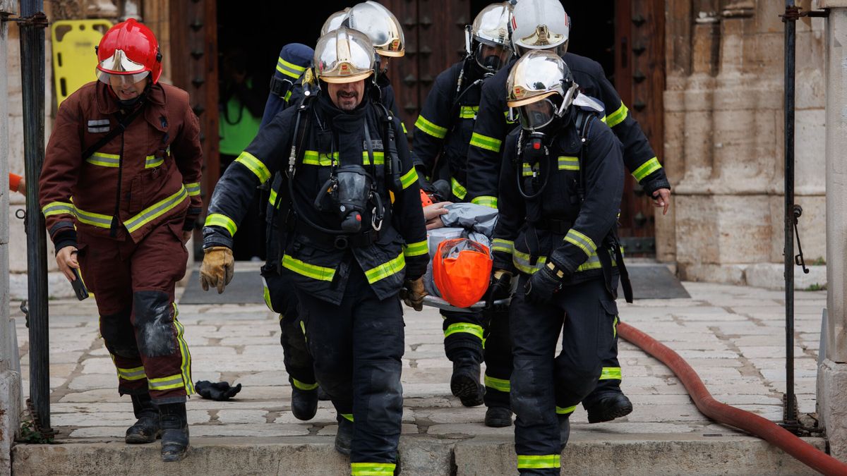 Muere un hombre en un incendio en una vivienda de Alcalá de Henarés (Madrid)