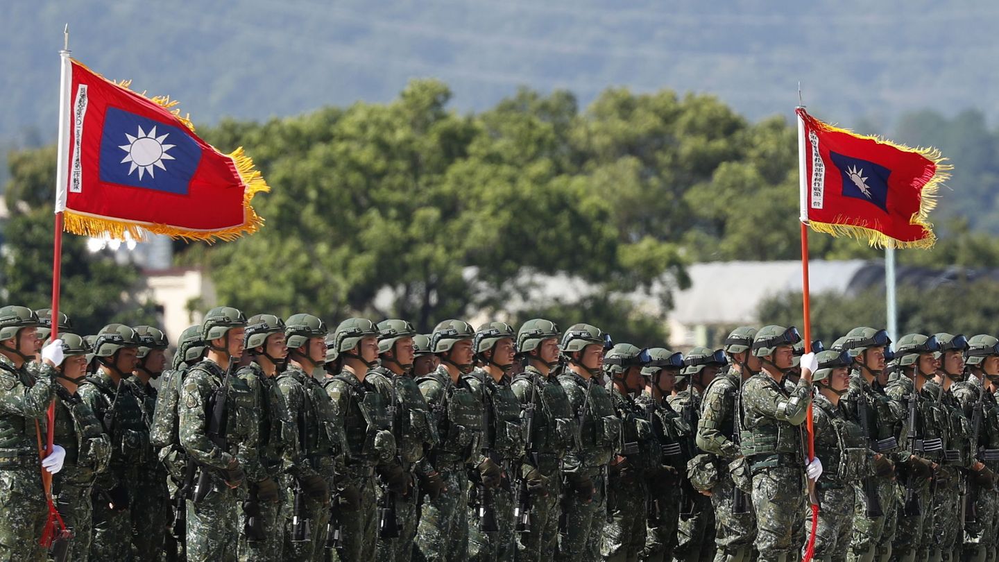Militares de Taiwán, isla amenazada por China. (Reuters)