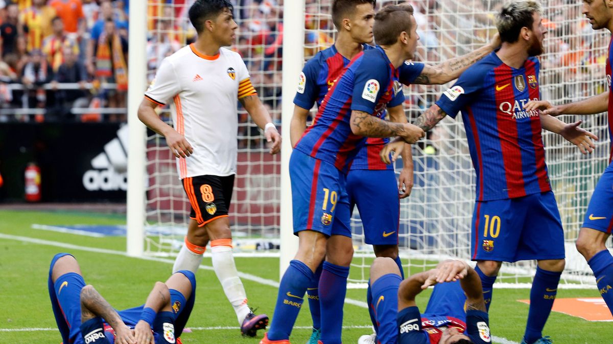 Competición fustiga a los jugadores del Barça: "Su comportamiento les ridiculiza"